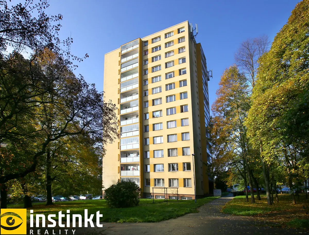 Pronájem bytu 1+1 33 m², Kobylisy