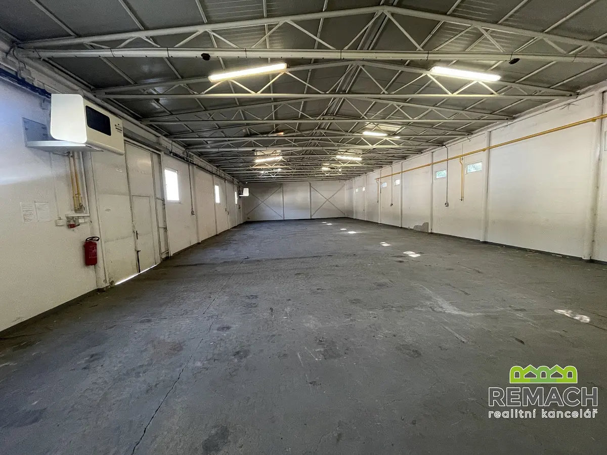 Pronájem komerčního prostoru 300 m², Kovodělská · Moravský Písek