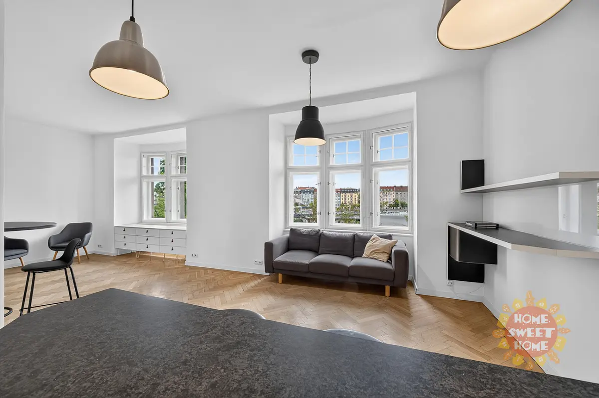 Pronájem komerčního prostoru 141 m², Hořejší nábřeží · Smíchov