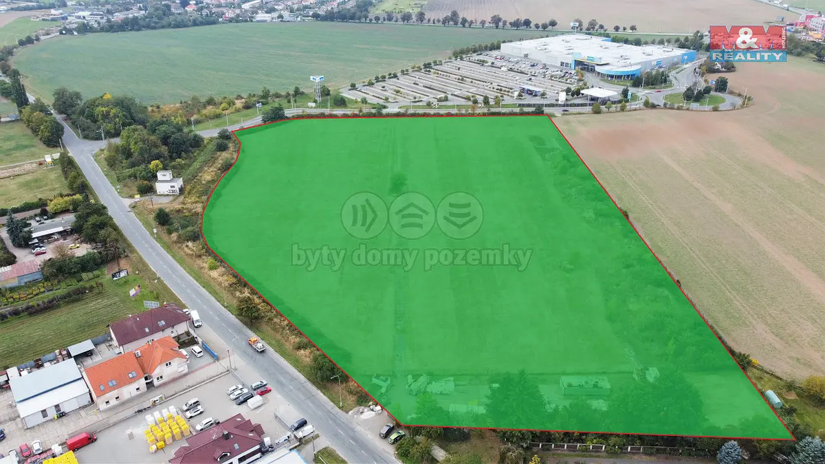 Pronájem pozemku 50000 m², Hradec Králové