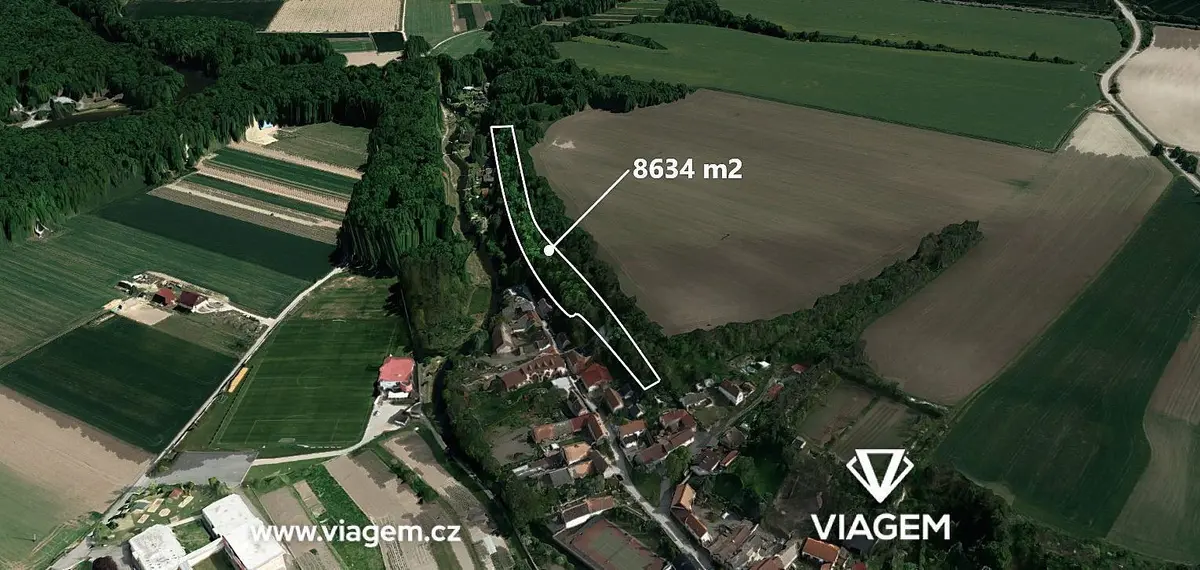 Prodej pozemku 8634 m², Brozany nad Ohří · okres Litoměřice