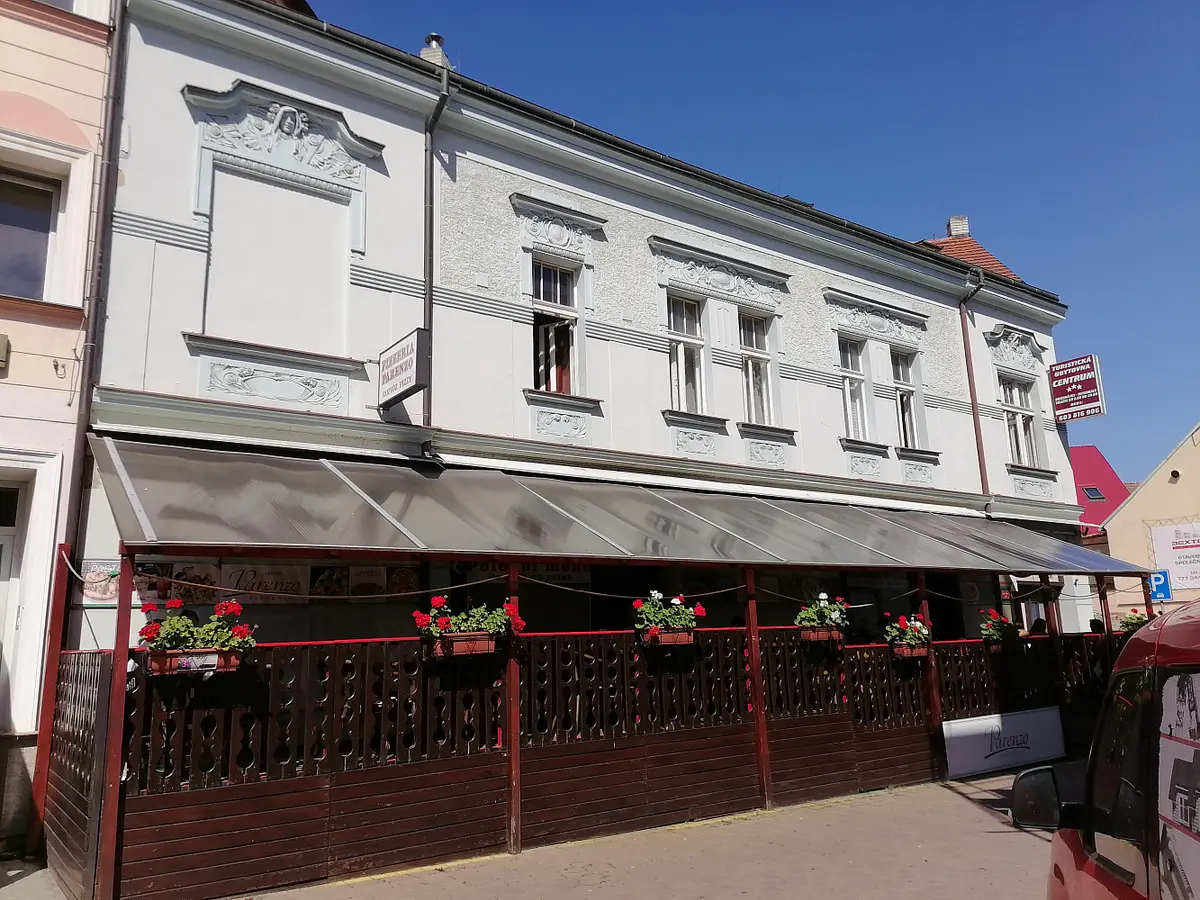 Prodej komerčního prostoru 487 m², Váňova · Kladno