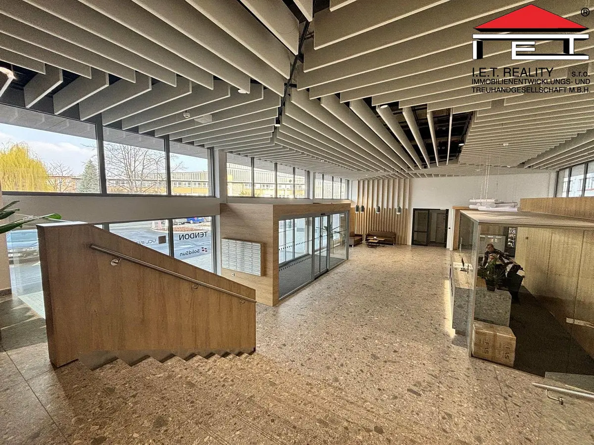 Pronájem komerčního prostoru 800 m², V. Vantucha · Frýdek · Frýdek-Místek