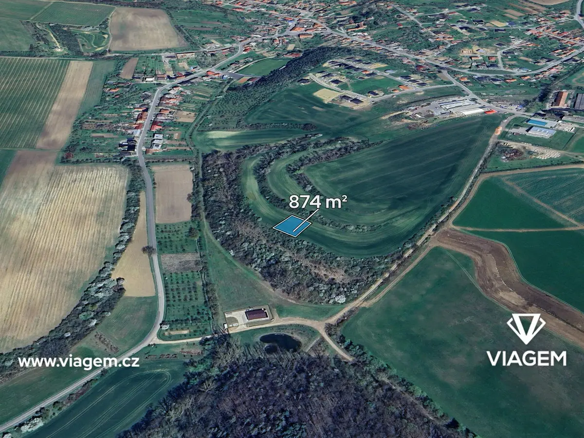 Prodej pozemku 874 m², Ořechov