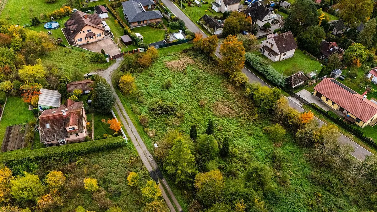 Prodej pozemku 280 m², Kamenný Přívoz · okres Praha-západ