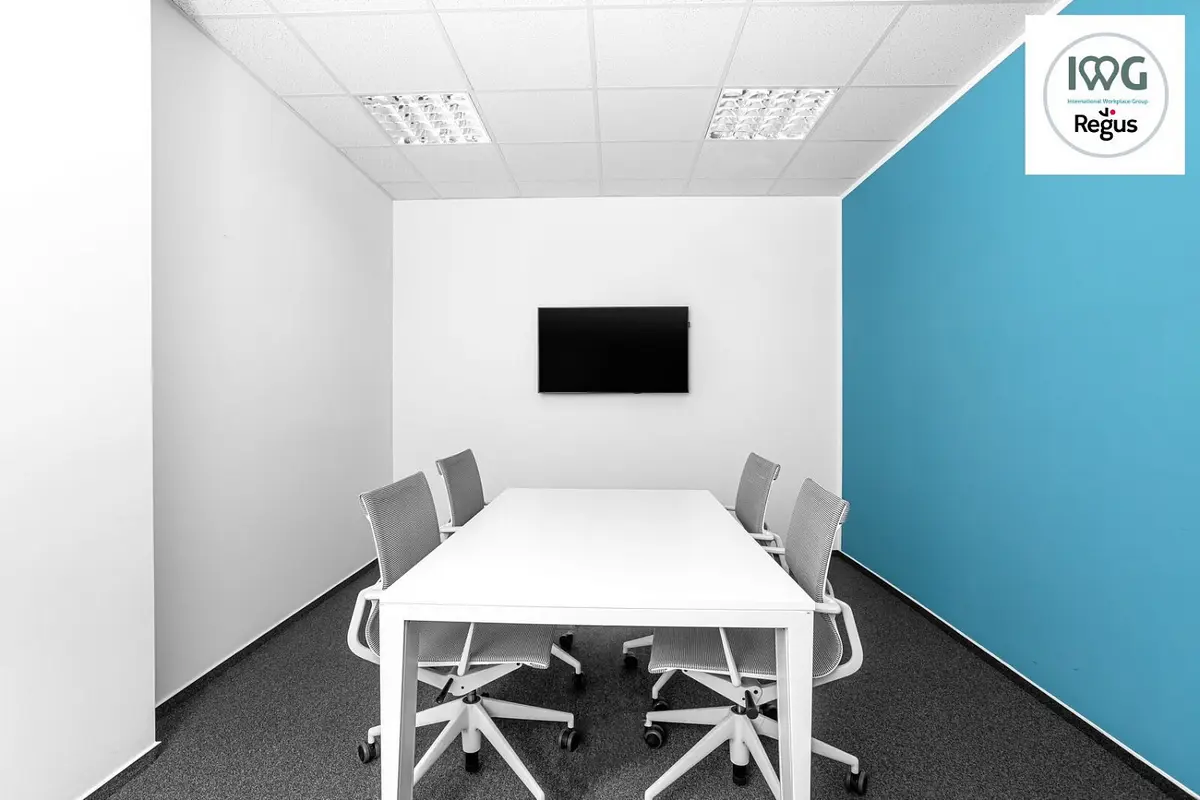 Pronájem komerčního prostoru 75 m², Dělnická · Holešovice