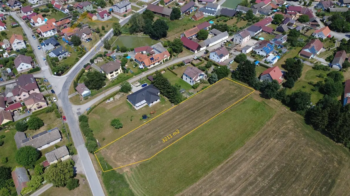 Prodej pozemku 3211 m², Chrášťany u Týna nad Vltavou · Chrášťany