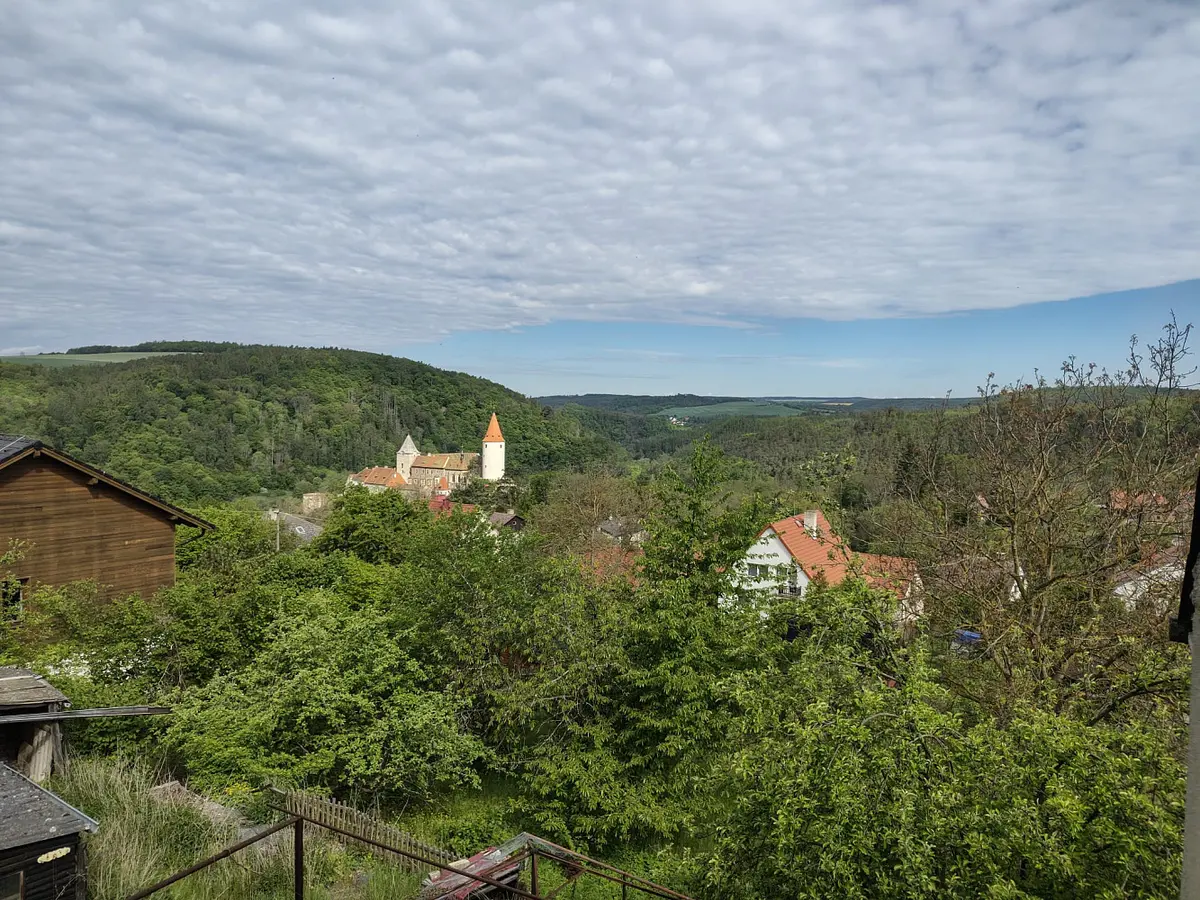 Prodej pozemku 1940 m², Křivoklát · okres Rakovník