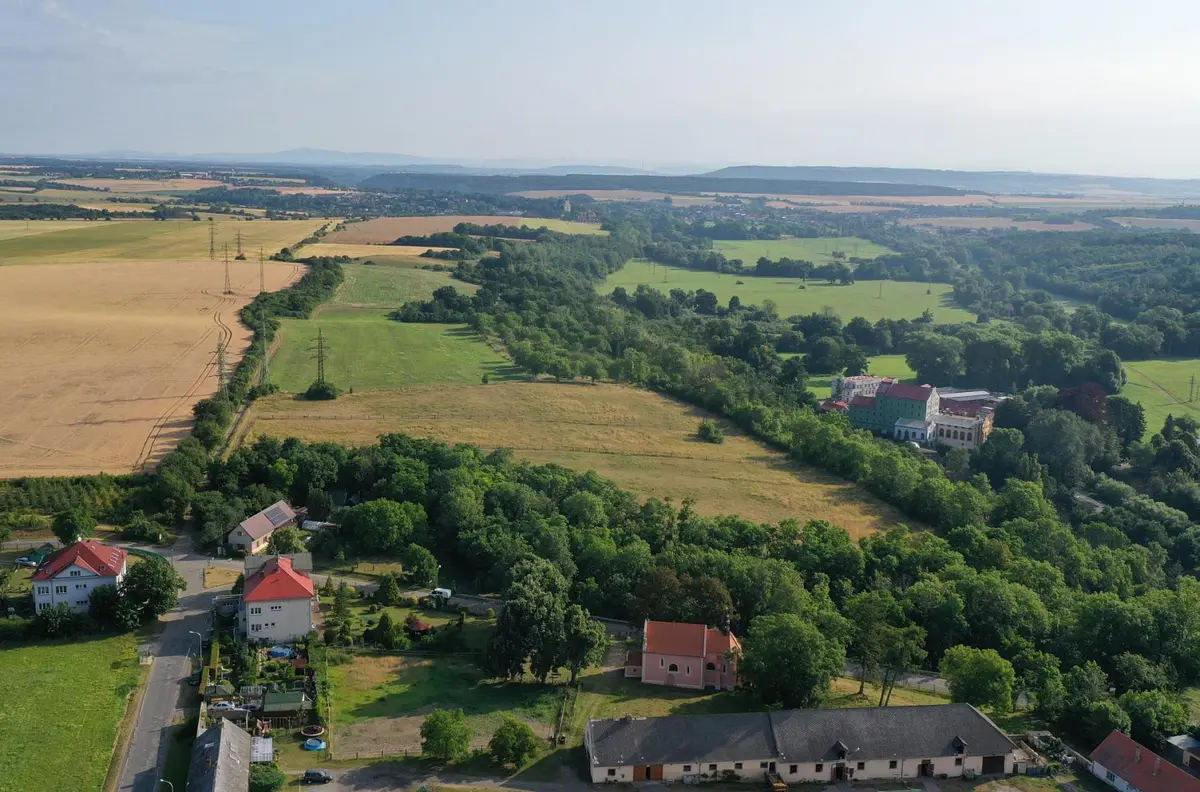 Prodej pozemku 20877 m², Dražice · Benátky nad Jizerou