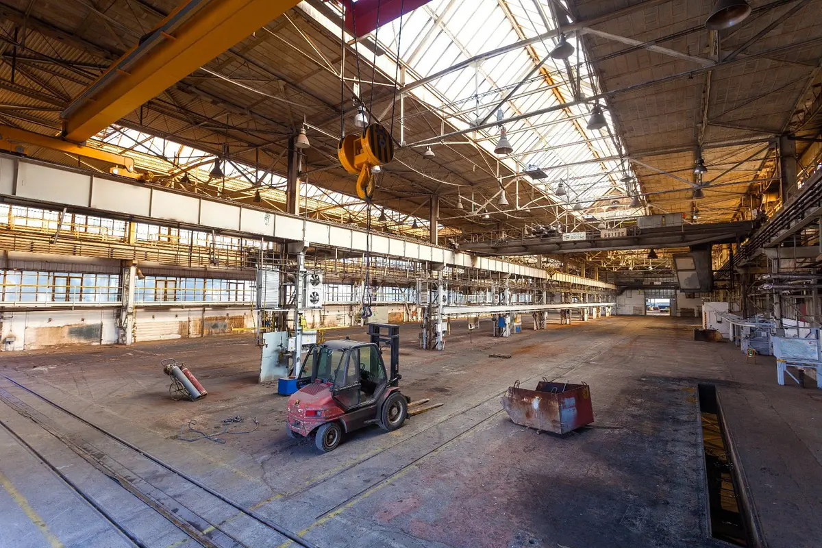 Pronájem komerčního prostoru 2345 m², Moravský Krumlov