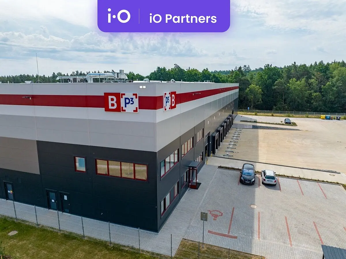Pronájem komerčního prostoru 8700 m², Školní · Tlučná