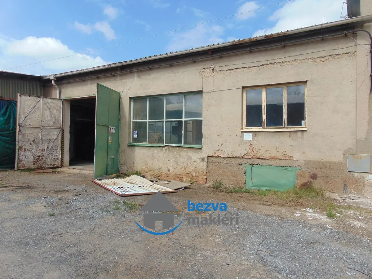Pronájem komerčního prostoru 165 m², Skuteč