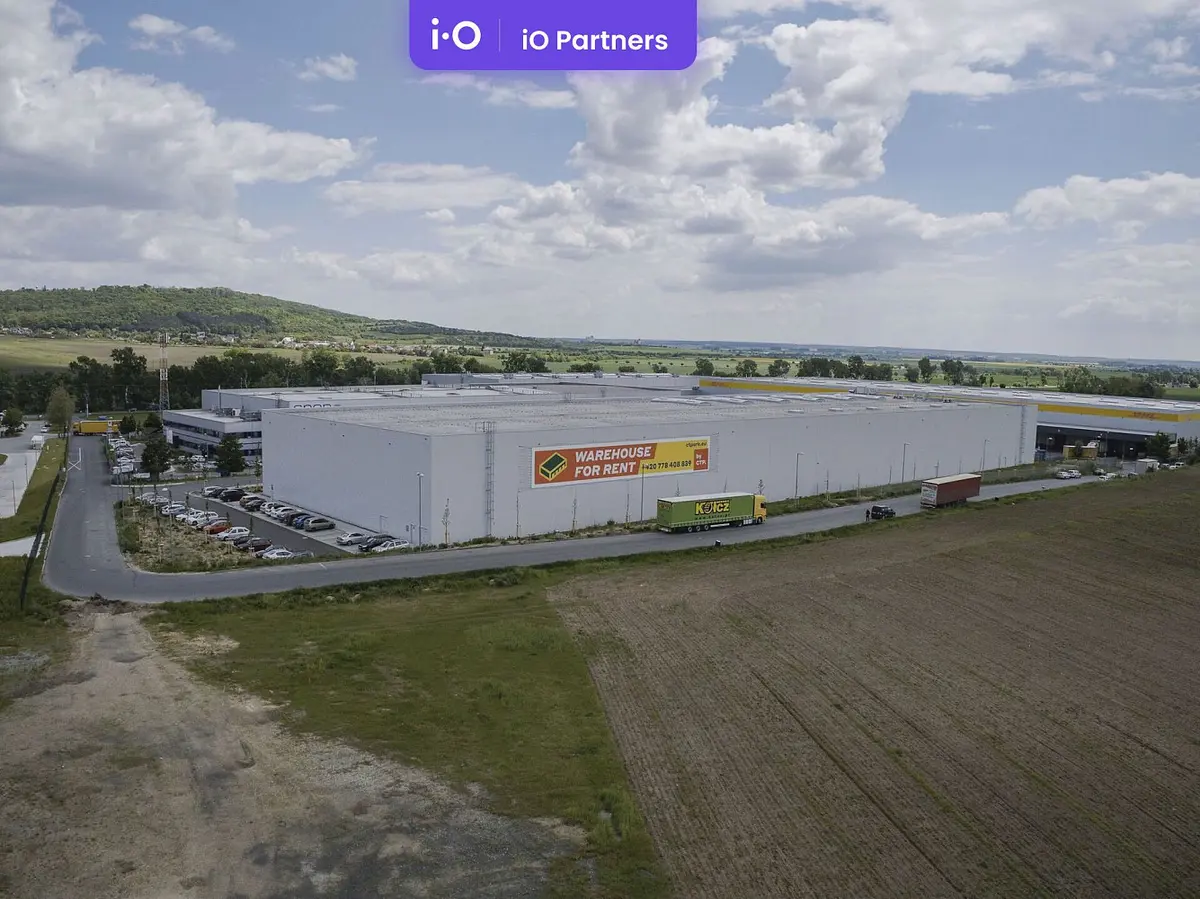 Pronájem komerčního prostoru 3563 m², Mladá Boleslav - Bezděčín
