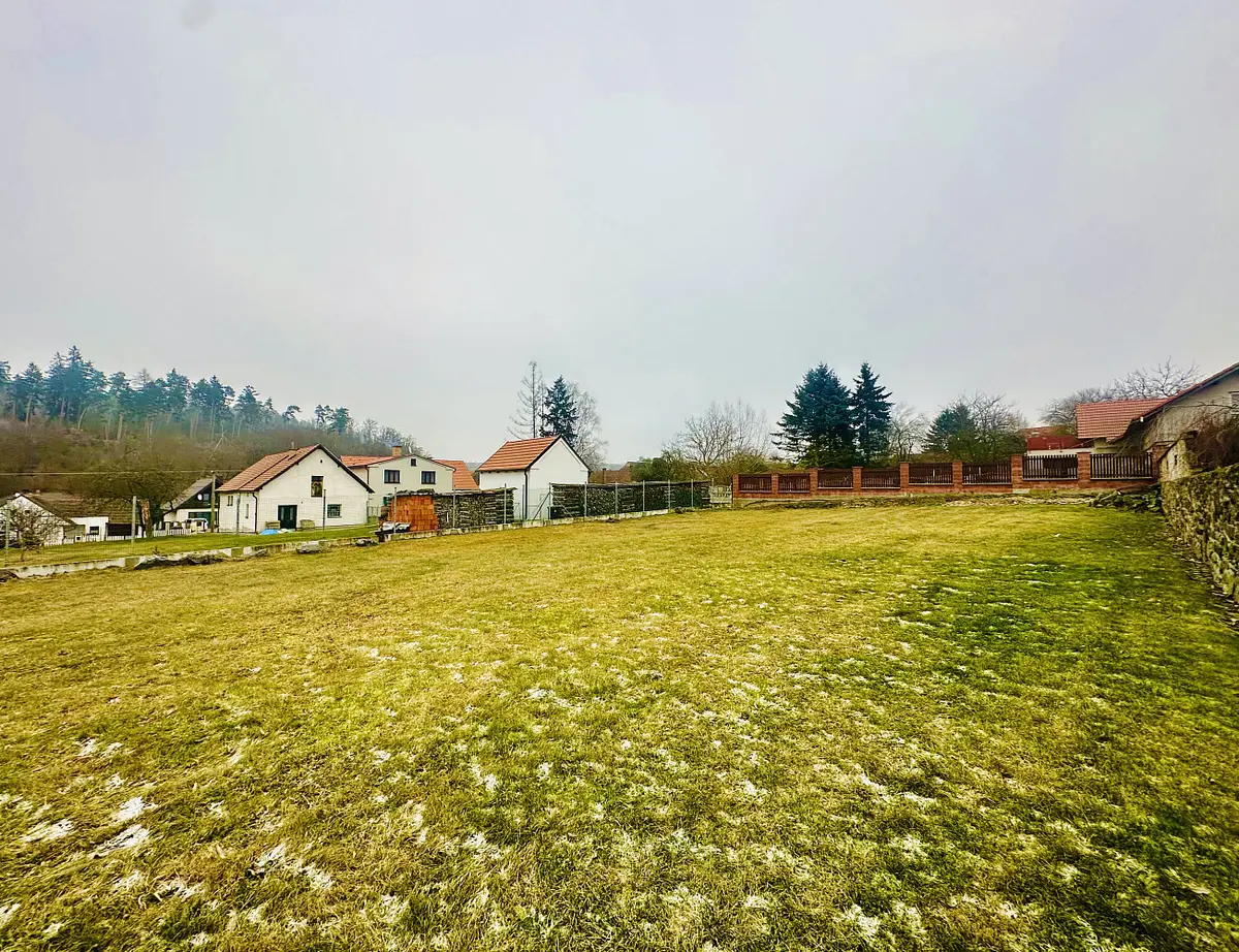 Prodej pozemku 582 m², Dolce · okres Plzeň-jih