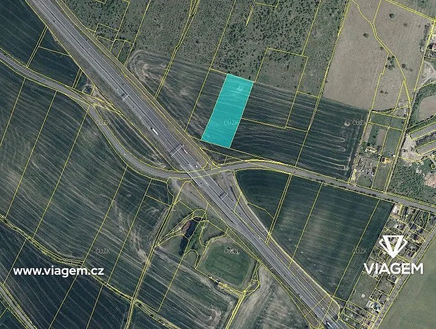Prodej pozemku 4487 m², Vchynice · okres Litoměřice