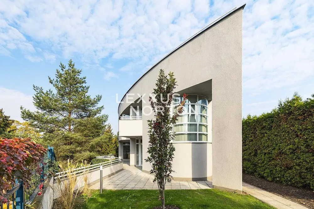 Pronájem domu 400 m², U družstva Práce · Braník