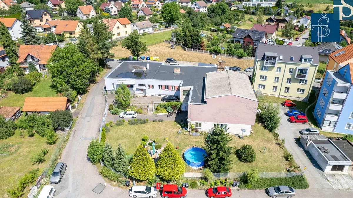 Prodej komerčního prostoru 1020 m², Mrač · okres Benešov