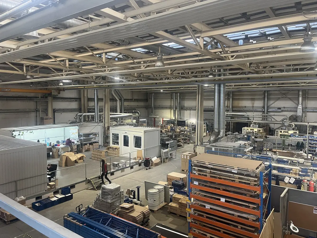 Pronájem komerčního prostoru 2293 m², Ringhofferova · Třebonice