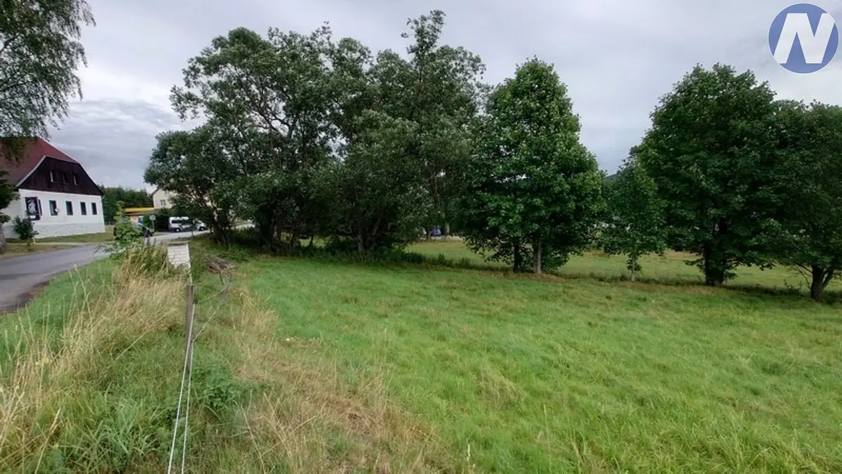 Prodej pozemku 6664 m², Strážný · okres Prachatice