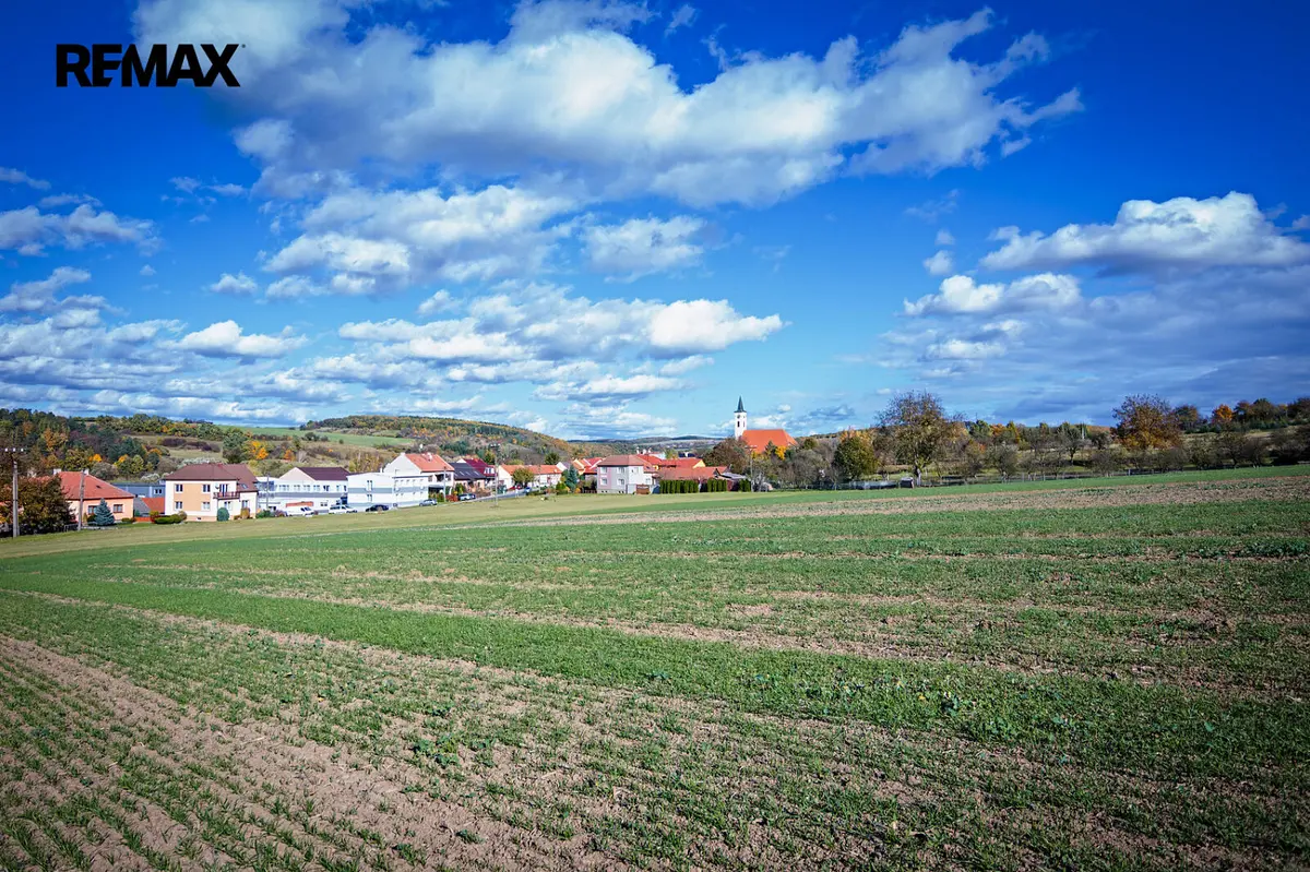Prodej pozemku 1470 m², Nedachlebice · okres Uherské Hradiště