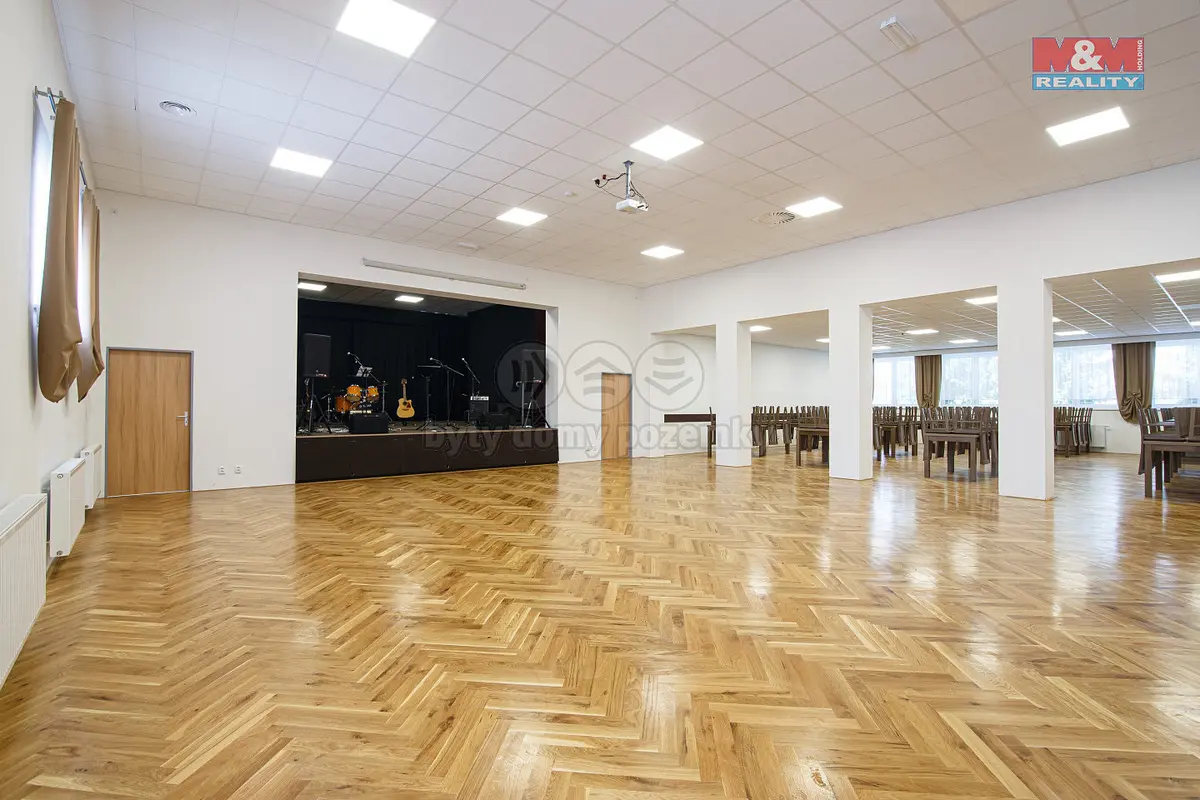 Pronájem komerčního prostoru 635 m², Vřesina u Opavy · Vřesina