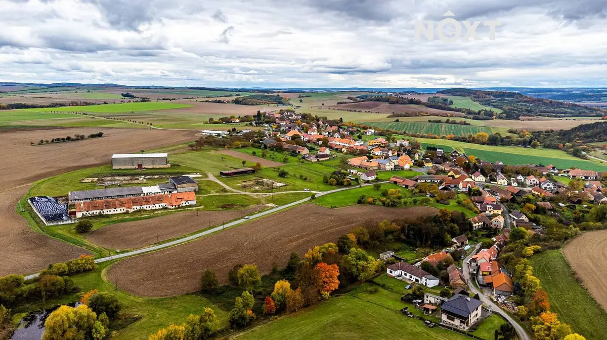 Prodej pozemku 888 m², Podmokly