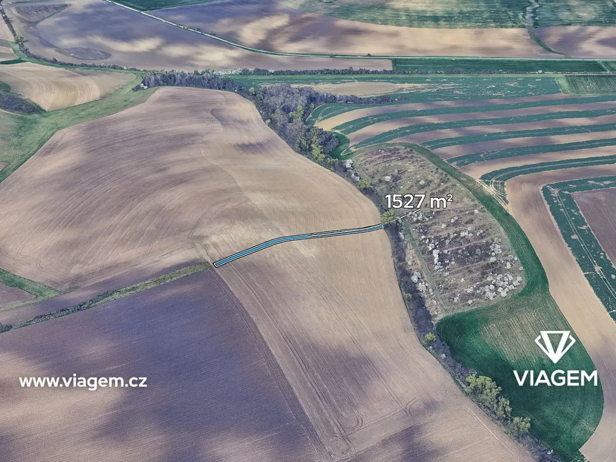 Prodej pozemku 1527 m², Milešovice
