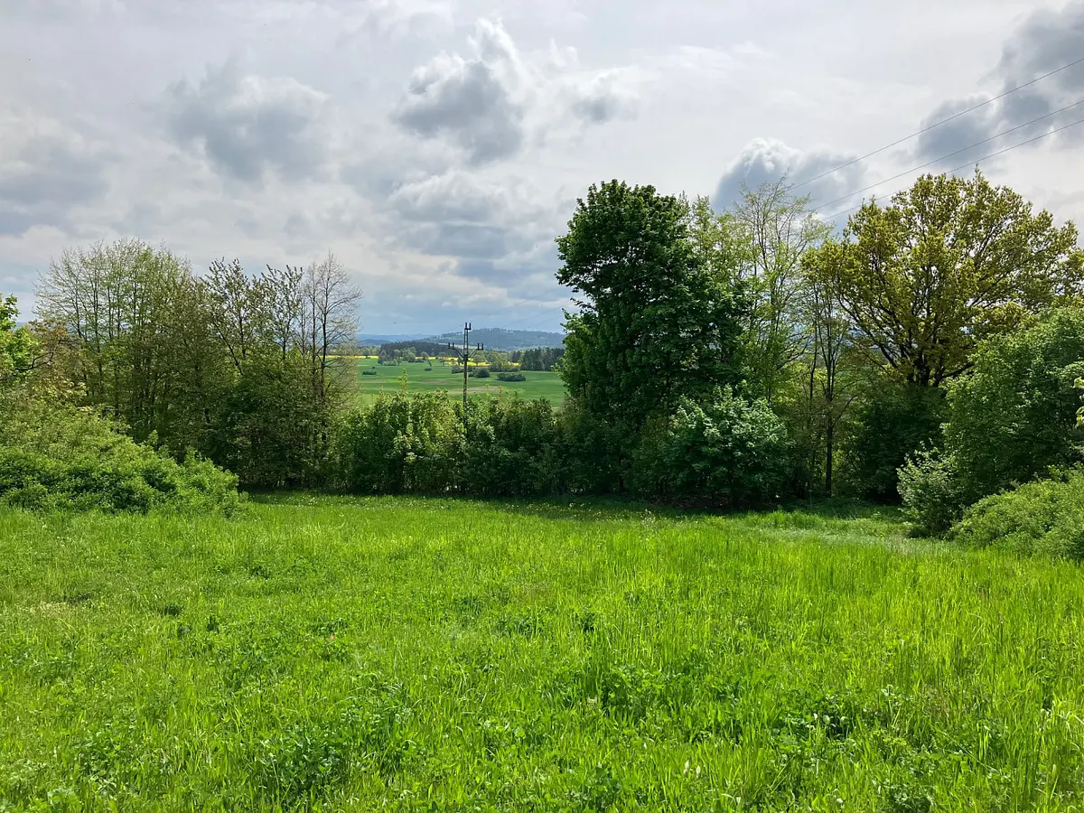 Prodej pozemku 553 m², Vysoký Chlumec · okres Příbram