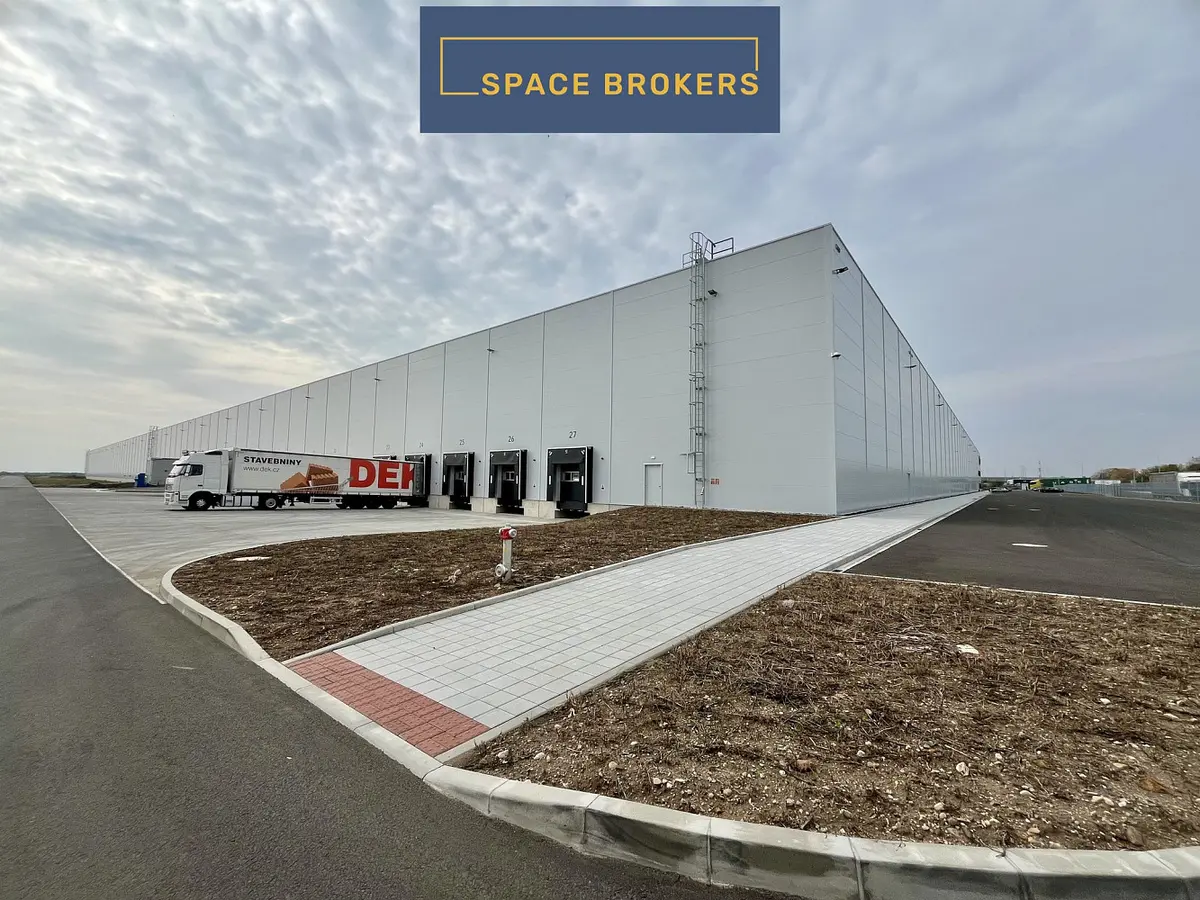Pronájem komerčního prostoru 9131 m², Žatec · okres Louny