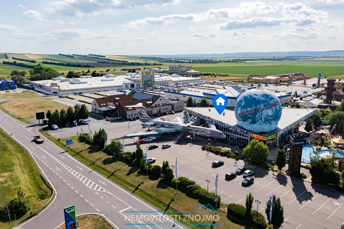 Pronájem komerčního prostoru 46 m², Chvalovice