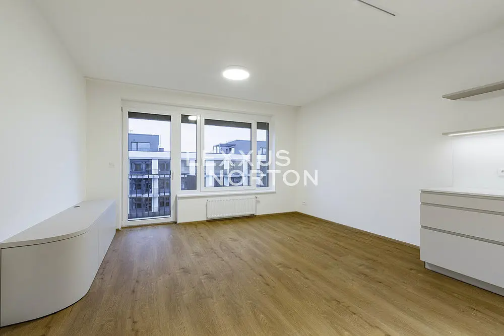 Pronájem bytu 2+kk 57 m², Stejnosměrná · Vysočany