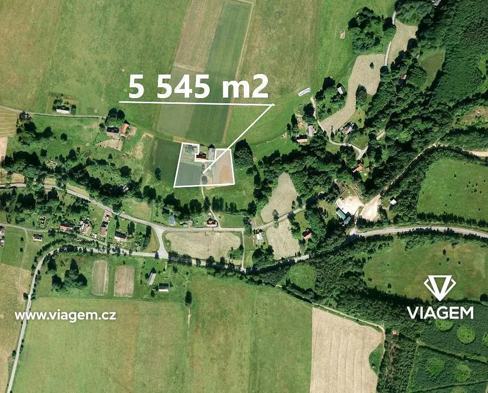 Prodej pozemku 1051 m², Horní Řasnice · okres Liberec