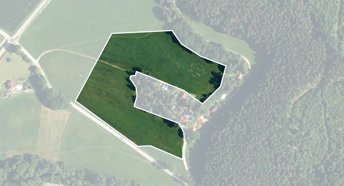 Prodej pozemku 22794 m², Holubov