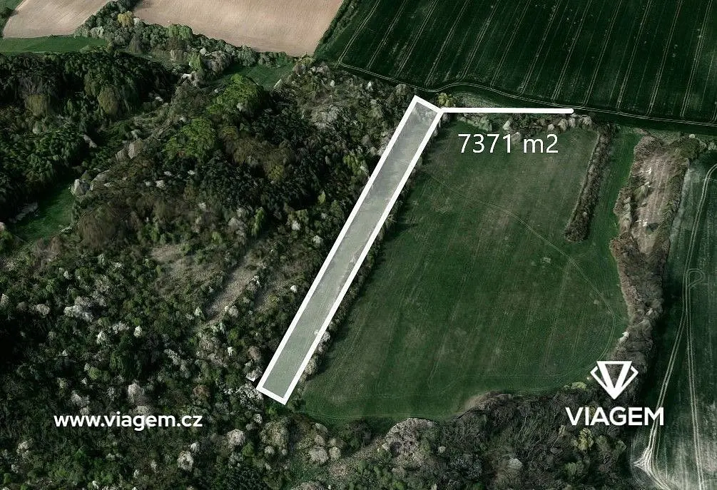 Prodej pozemku 3830 m², Chotiněves · okres Litoměřice