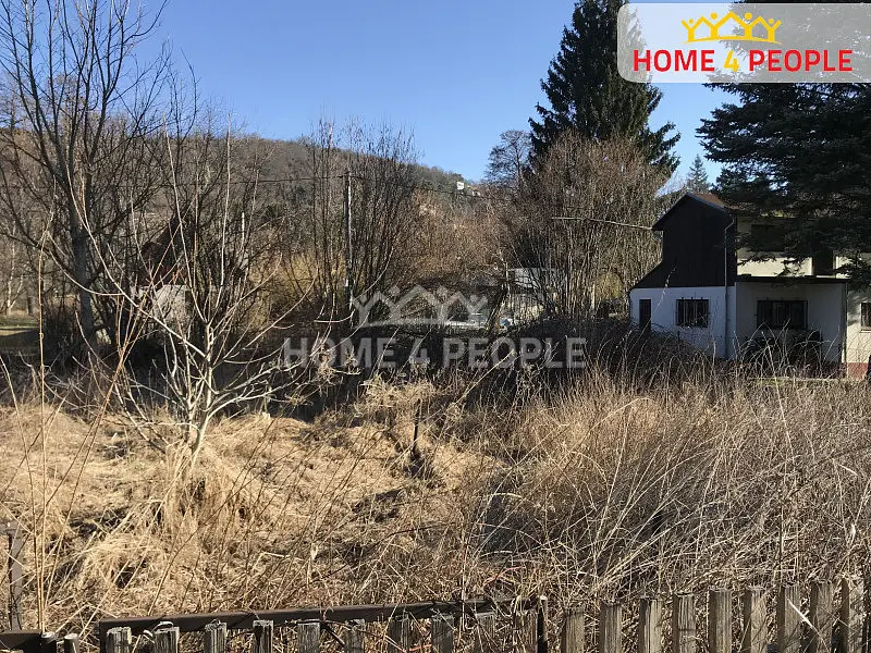 Prodej pozemku 585 m², Pod Chybou · Zadní Třebaň