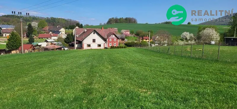 Prodej pozemku 1800 m², Brniště · okres Česká Lípa