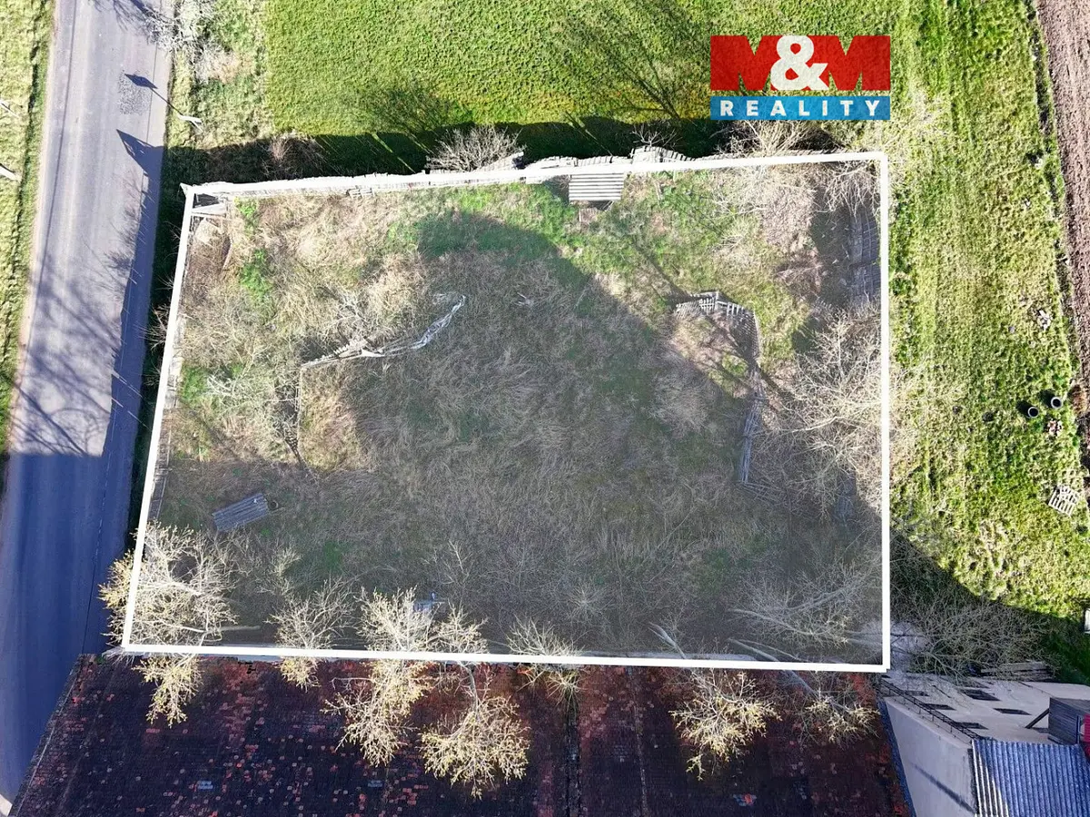 Prodej pozemku 755 m², Zálužice · okres Louny