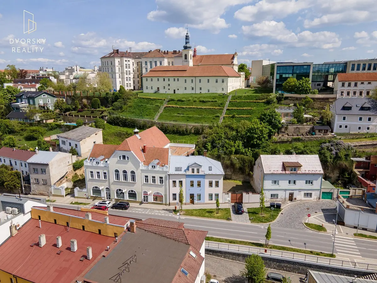 Prodej komerčního prostoru 305 m², Ptácká · Mladá Boleslav