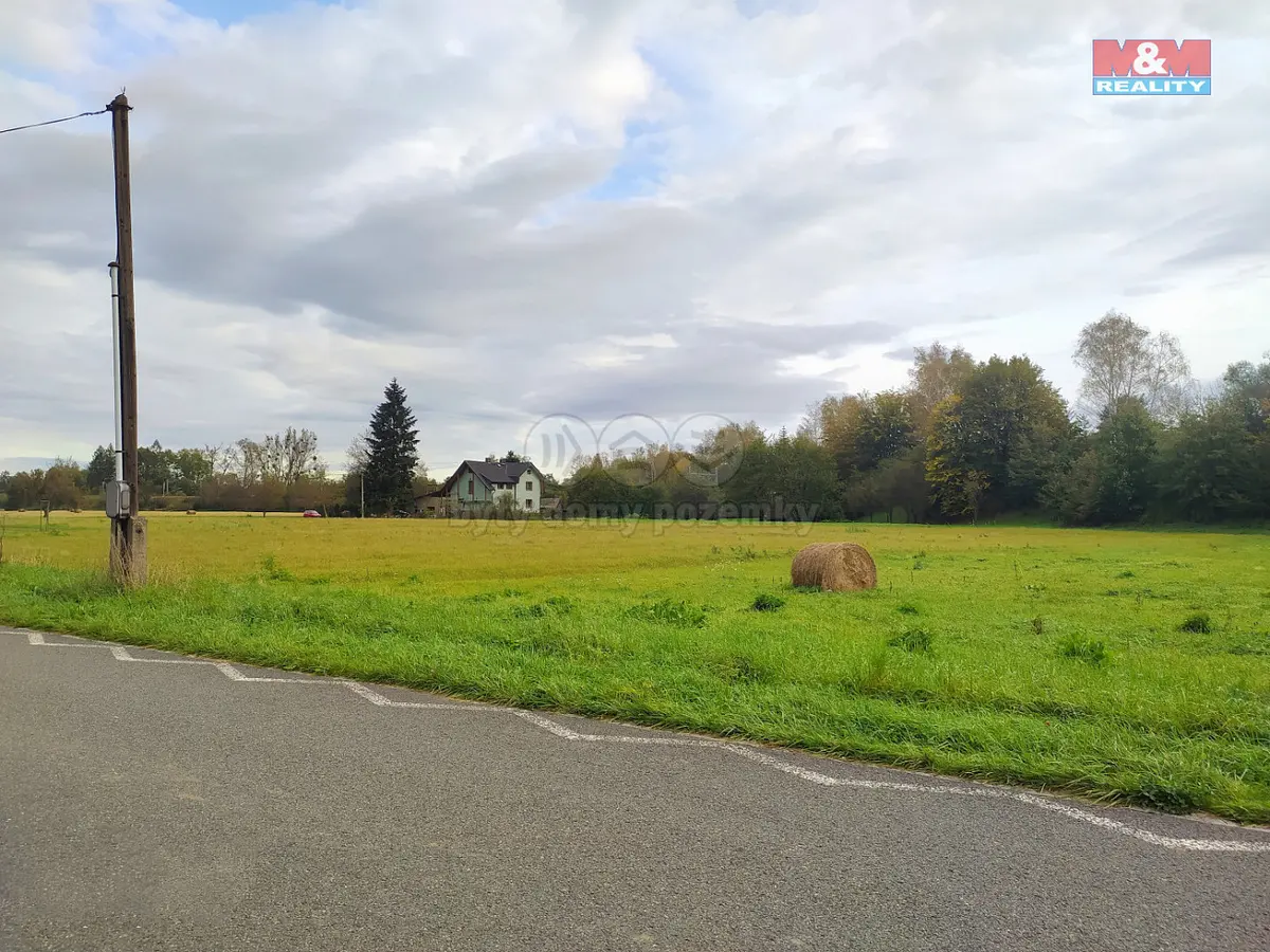 Prodej pozemku 880 m², Karviná - Louky