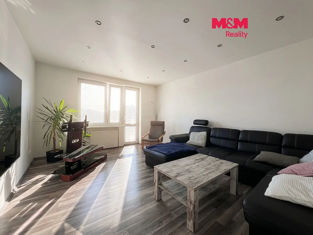 Prodej bytu 3+1 66 m², Šternberk