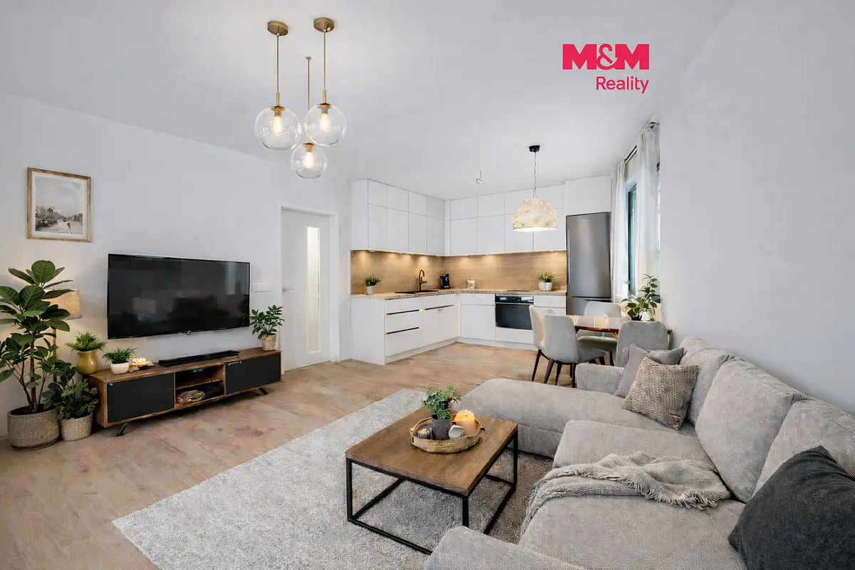 Prodej bytu 2+kk 70 m², Famfulíkova · Kobylisy