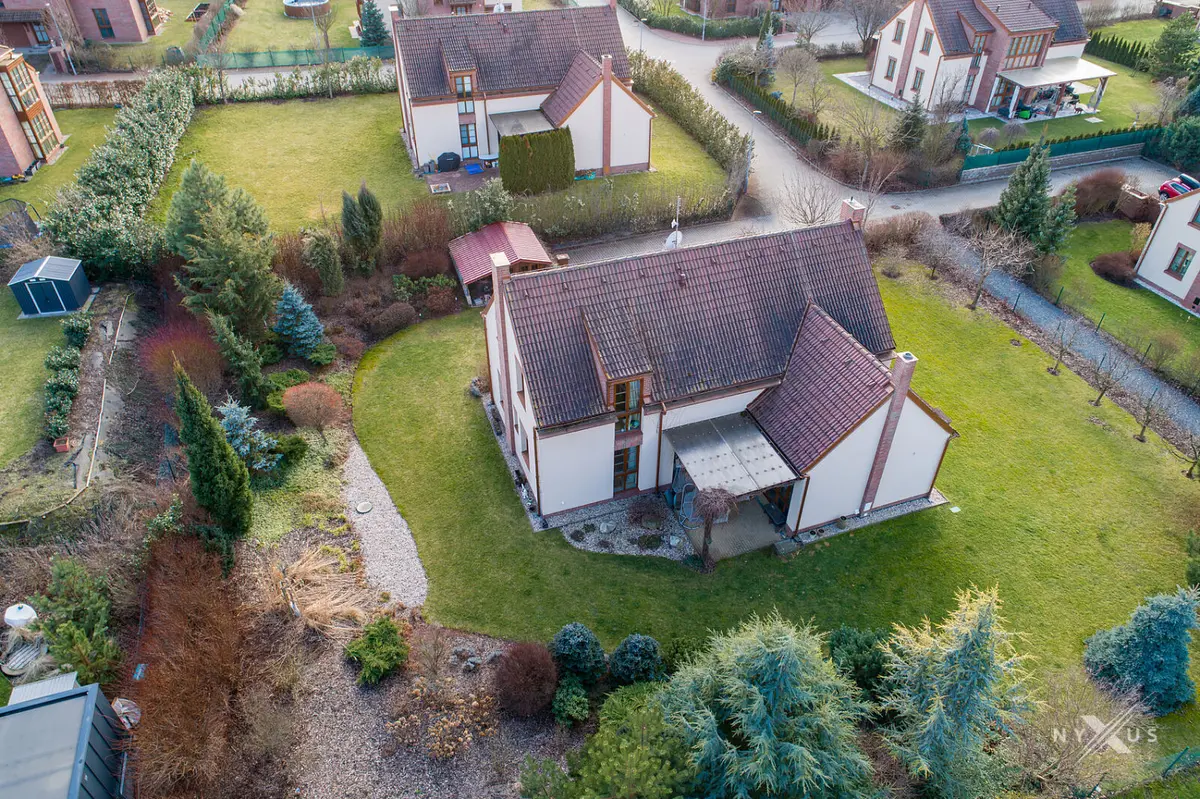 Prodej domu 250 m², Dobřejovice