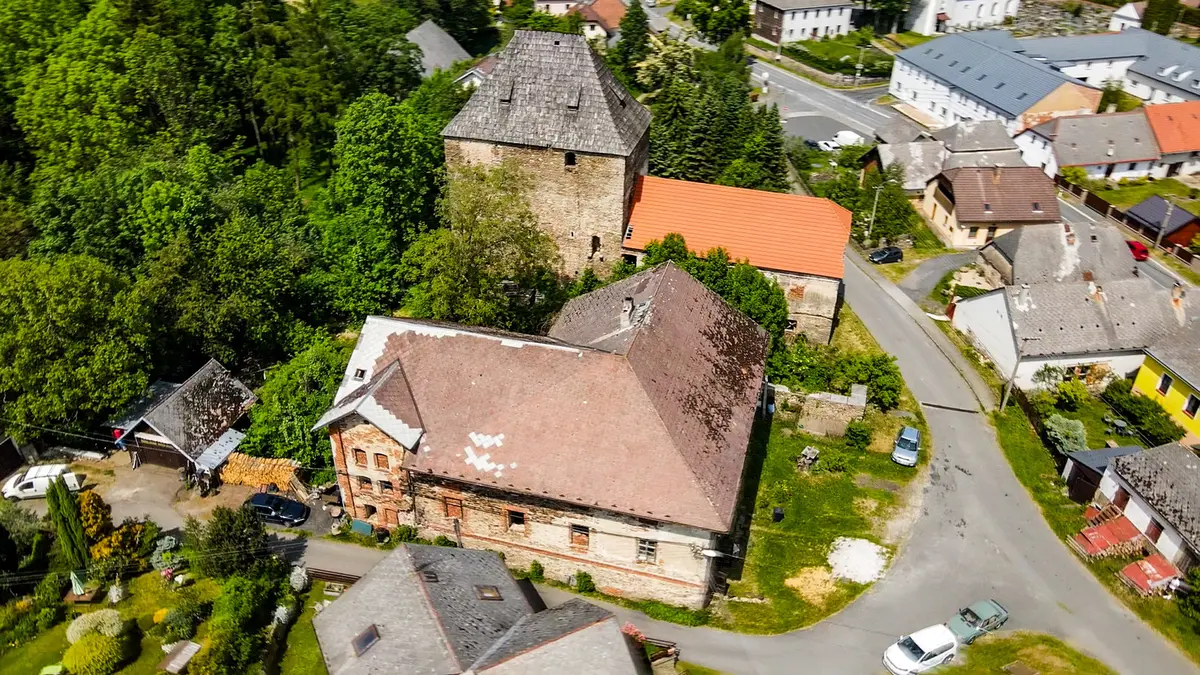 Prodej komerčního prostoru 450 m², Čachrov · okres Klatovy