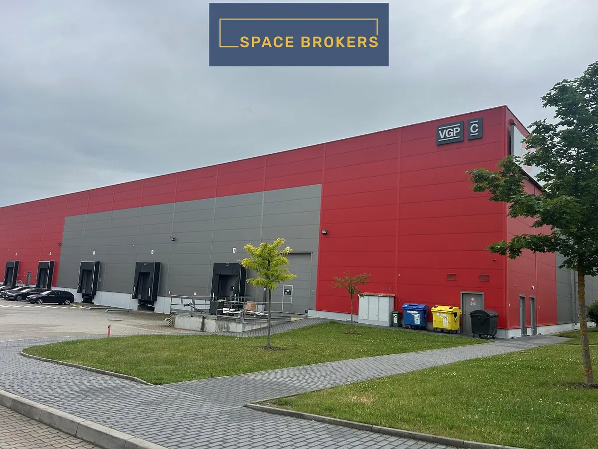 Pronájem komerčního prostoru 2599 m², Plzeň