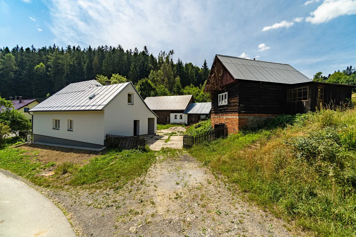 Prodej domu 343 m², Liptál · okres Vsetín