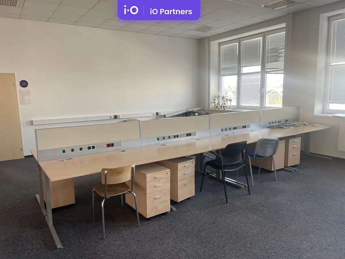 Pronájem komerčního prostoru 2000 m², Ottova · Rakovník