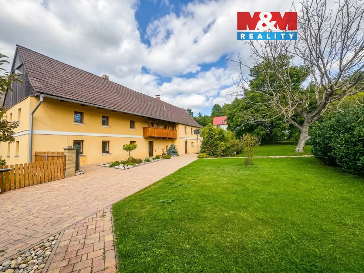 Prodej domu 200 m², Býčkovice