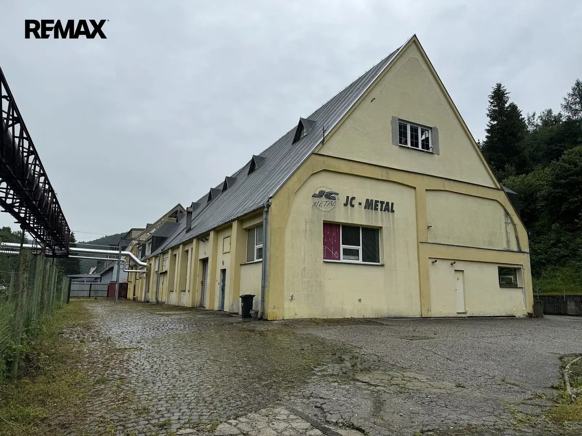 Pronájem komerčního prostoru 1340 m², Jasenice · Vsetín