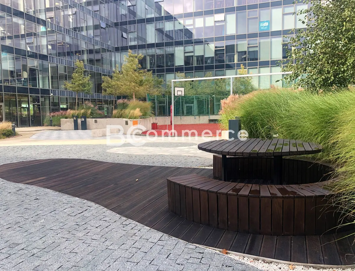 Pronájem komerčního prostoru 1363 m², Brno - Starý Lískovec