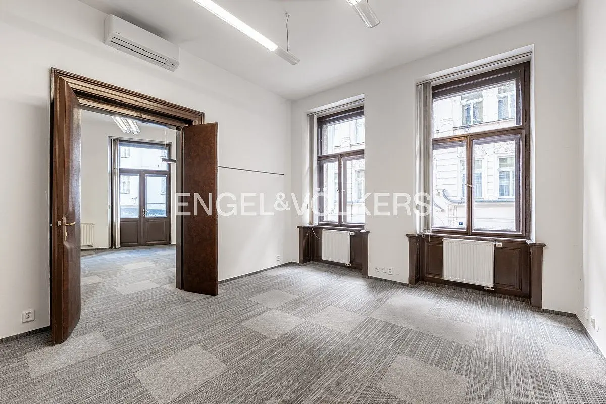 Pronájem komerčního prostoru 206 m², Na struze · Nové Město